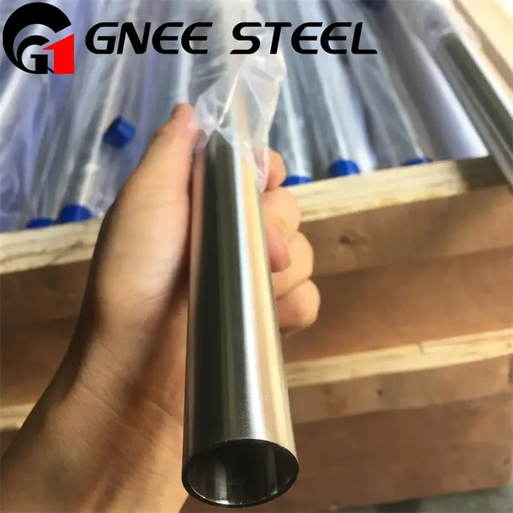 Dvostranska 2304 2205 nerjavna cev