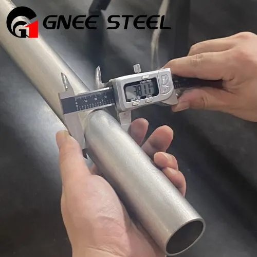 Varjena cev Hastelloy C22 UNS N06022